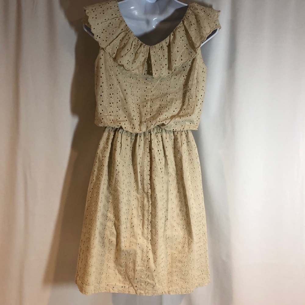 EUC Jessica Simpson Creme Eyelet Dress Size XSmall